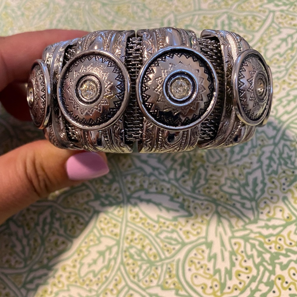 Vintage nanni bracelet cuff.